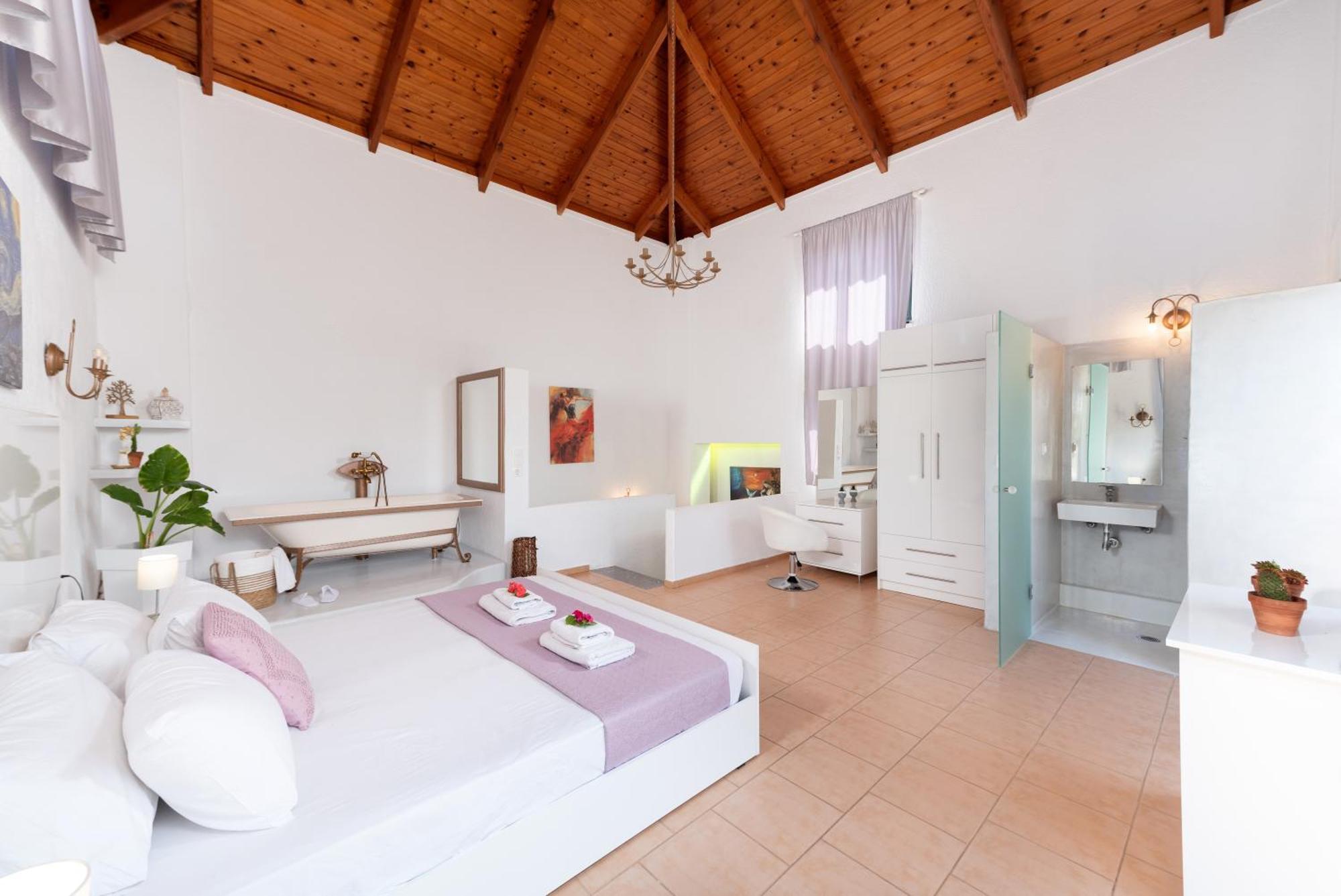 Coastal Dream Beachview Jacuzzi& Sauna Amoudara  Bagian luar foto