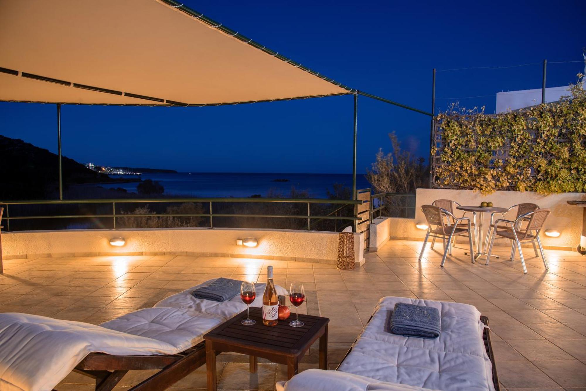 Coastal Dream Beachview Jacuzzi& Sauna Amoudara  Bagian luar foto