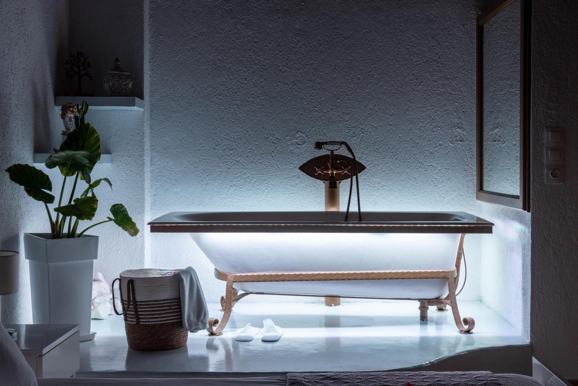 Coastal Dream Beachview Jacuzzi& Sauna Amoudara  Bagian luar foto
