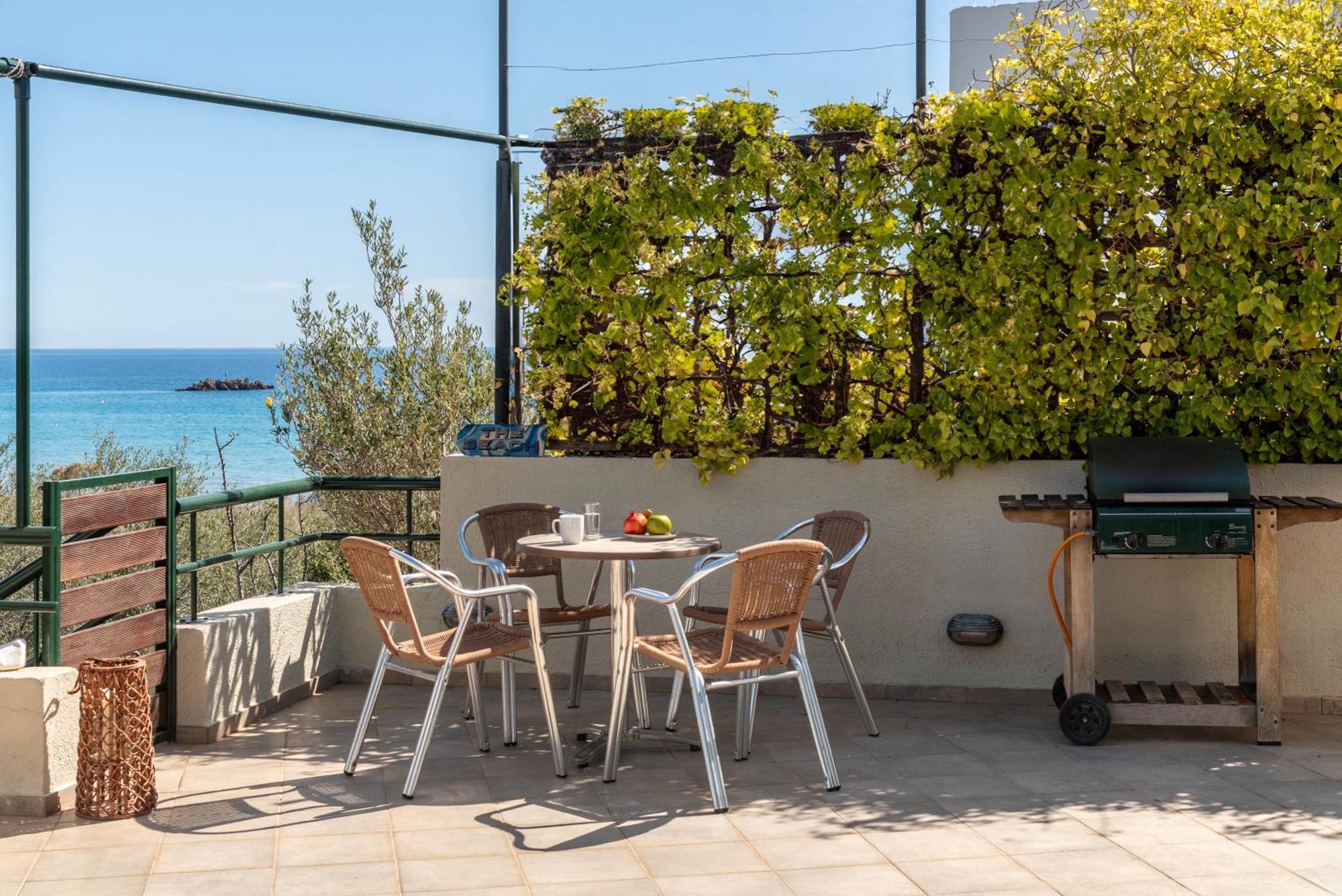 Coastal Dream Beachview Jacuzzi& Sauna Amoudara  Bagian luar foto