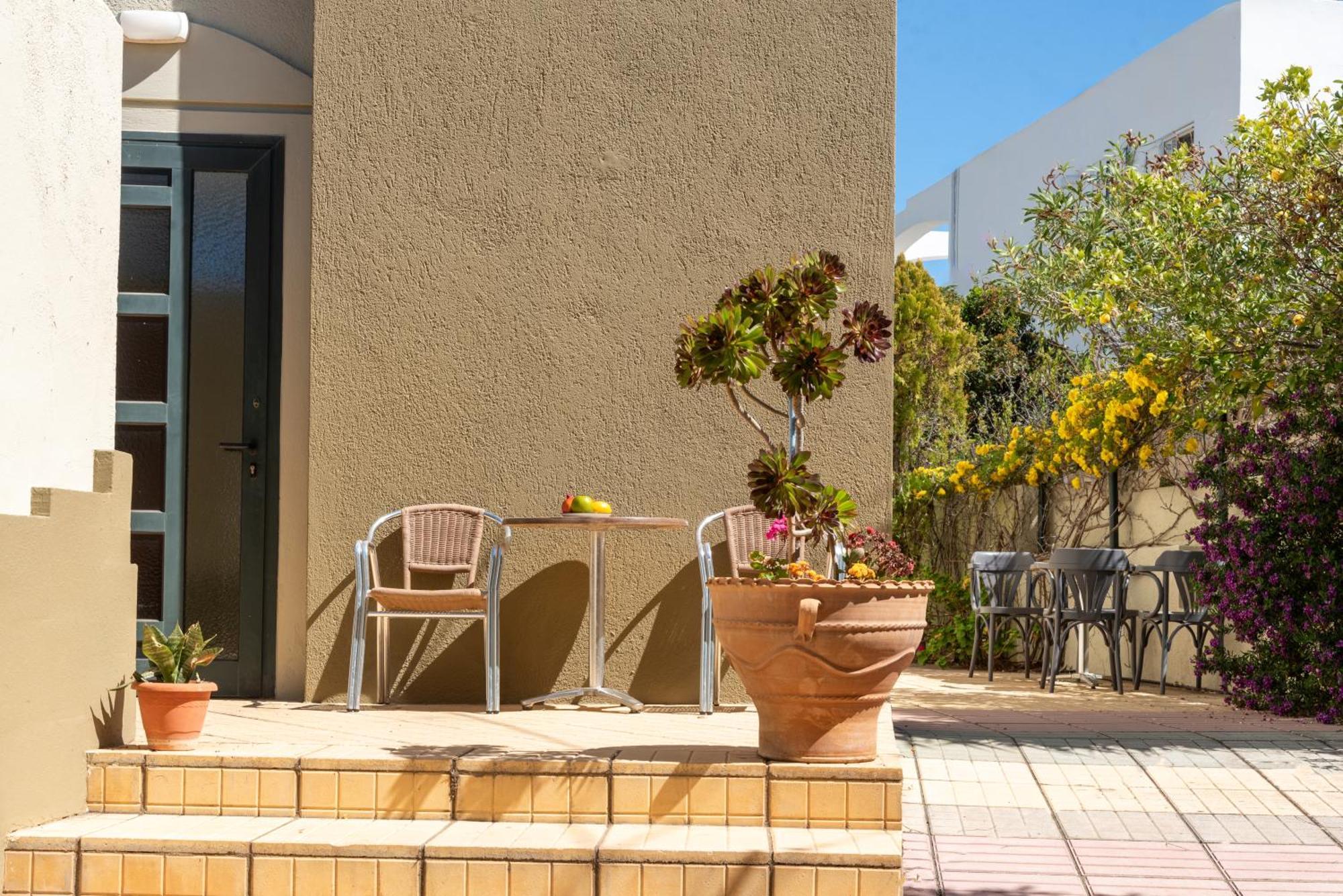 Coastal Dream Beachview Jacuzzi& Sauna Amoudara  Bagian luar foto