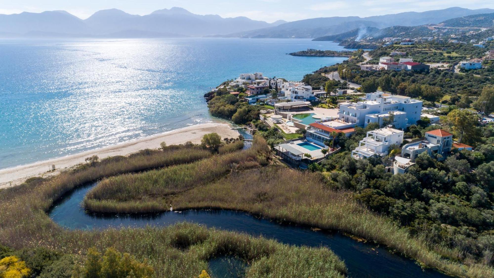 Coastal Dream Beachview Jacuzzi& Sauna Amoudara  Bagian luar foto