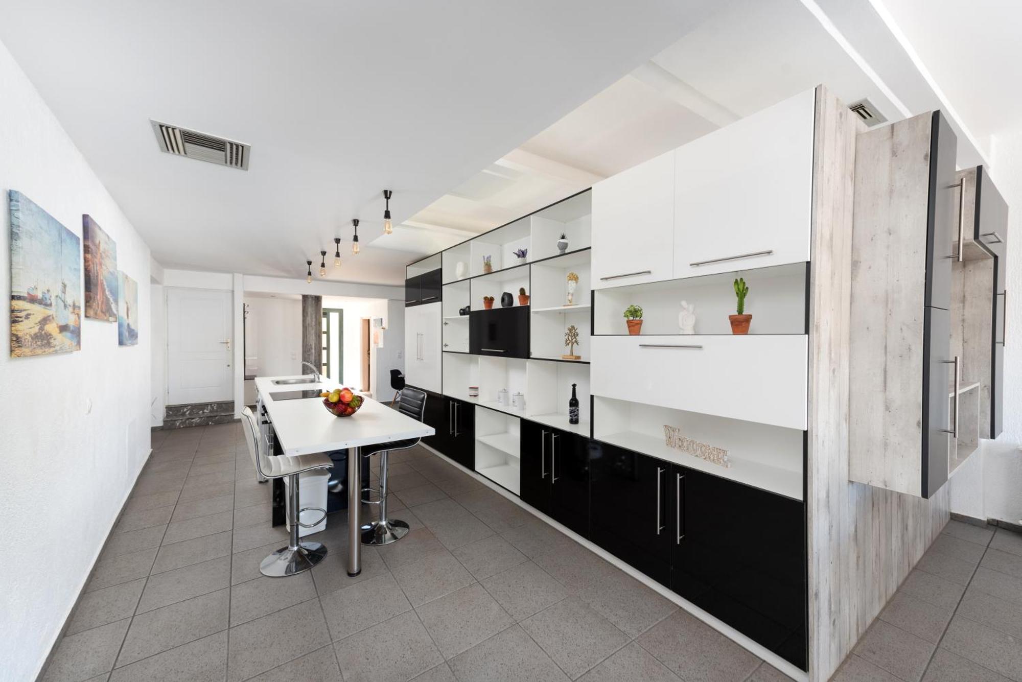 Coastal Dream Beachview Jacuzzi& Sauna Amoudara  Bagian luar foto